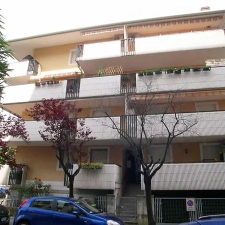 Apartment Modern Close To The - - Sarda